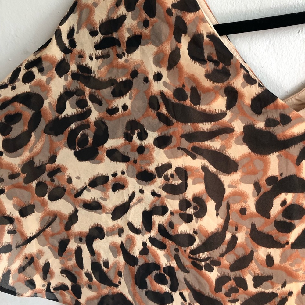 Bebe Flutter Dress - Picture 3 of 5